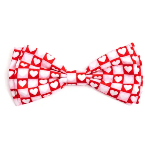 Pink and red colorblock dog bow tie with hearts design